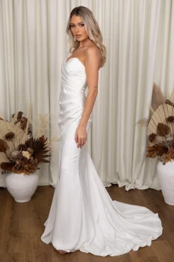 Dove Gown - Ivory